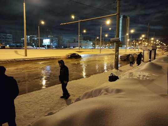 В Казани прорвало подземные коммуникации